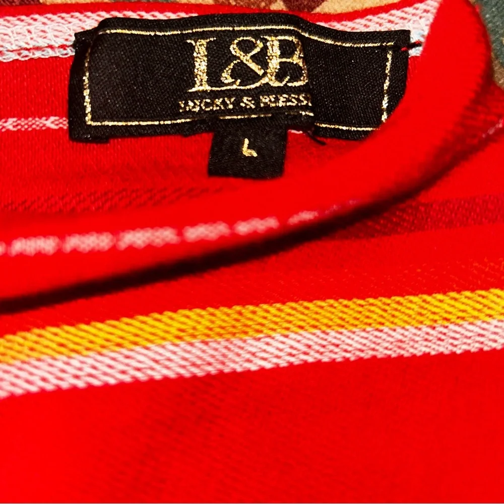 L&B Serape Top Size Large - Picture 5 of 6